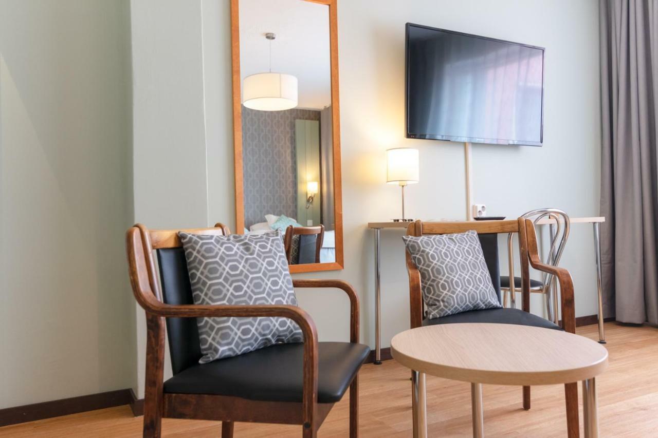 Hotel Hirvi Äänekoski Εξωτερικό φωτογραφία